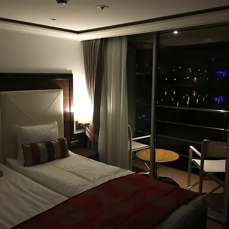 Knm Ms William Shakespeare - Frankfurt Hotel Frankfurt am Main