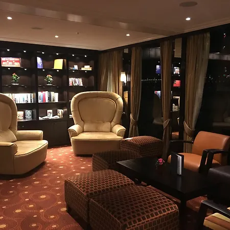 Hotel Knm Ms William Shakespeare - Frankfurt