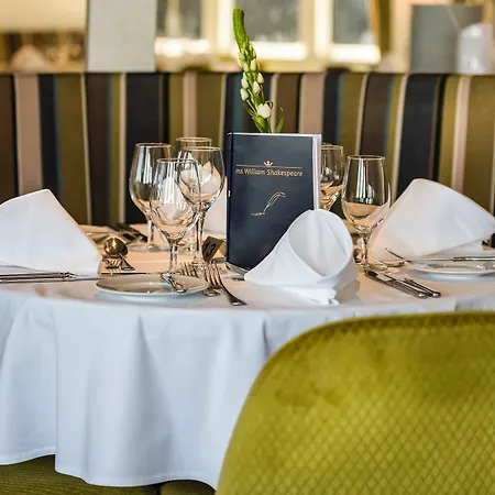 Knm Ms William Shakespeare - Frankfurt 4*