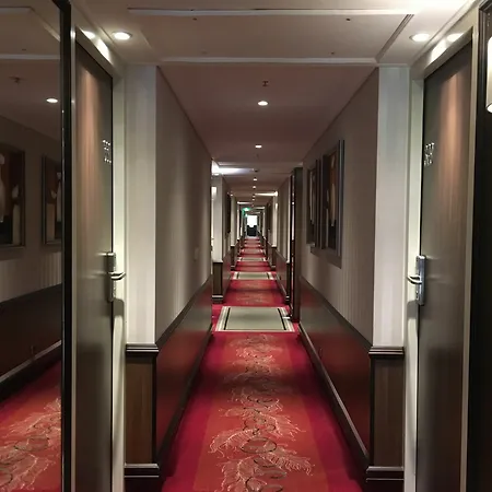 Hotel Knm Ms William Shakespeare - Frankfurt 4*
