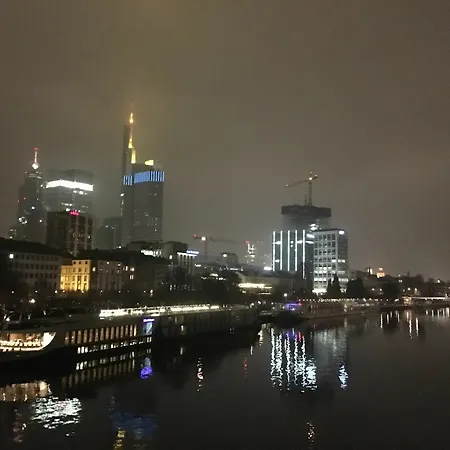 Hotel Knm Ms William Shakespeare - Frankfurt