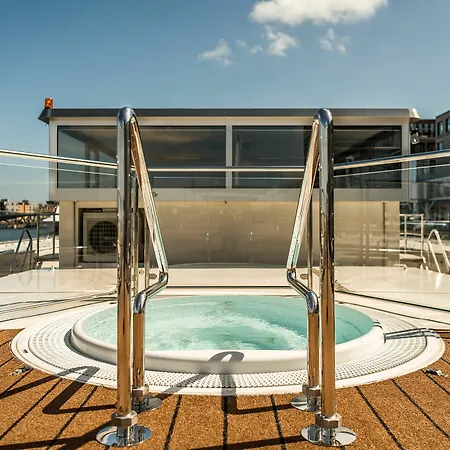 Knm Ms William Shakespeare - Frankfurt Hotel 4*